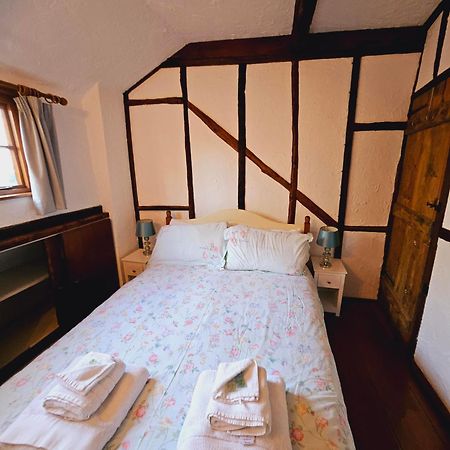 Barnaby'S Lodge Бродстерс Екстер'єр фото