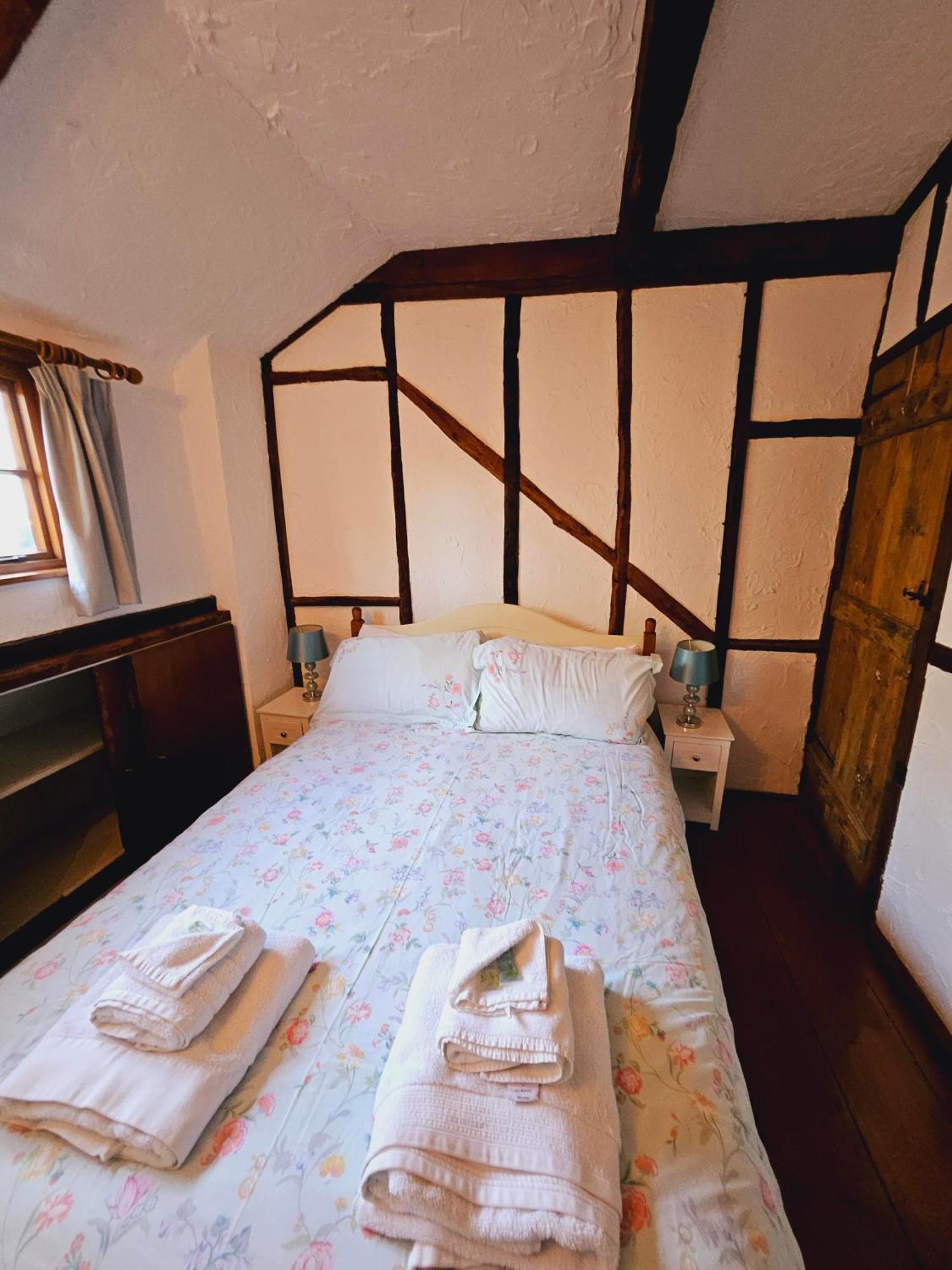 Barnaby'S Lodge Бродстерс Екстер'єр фото